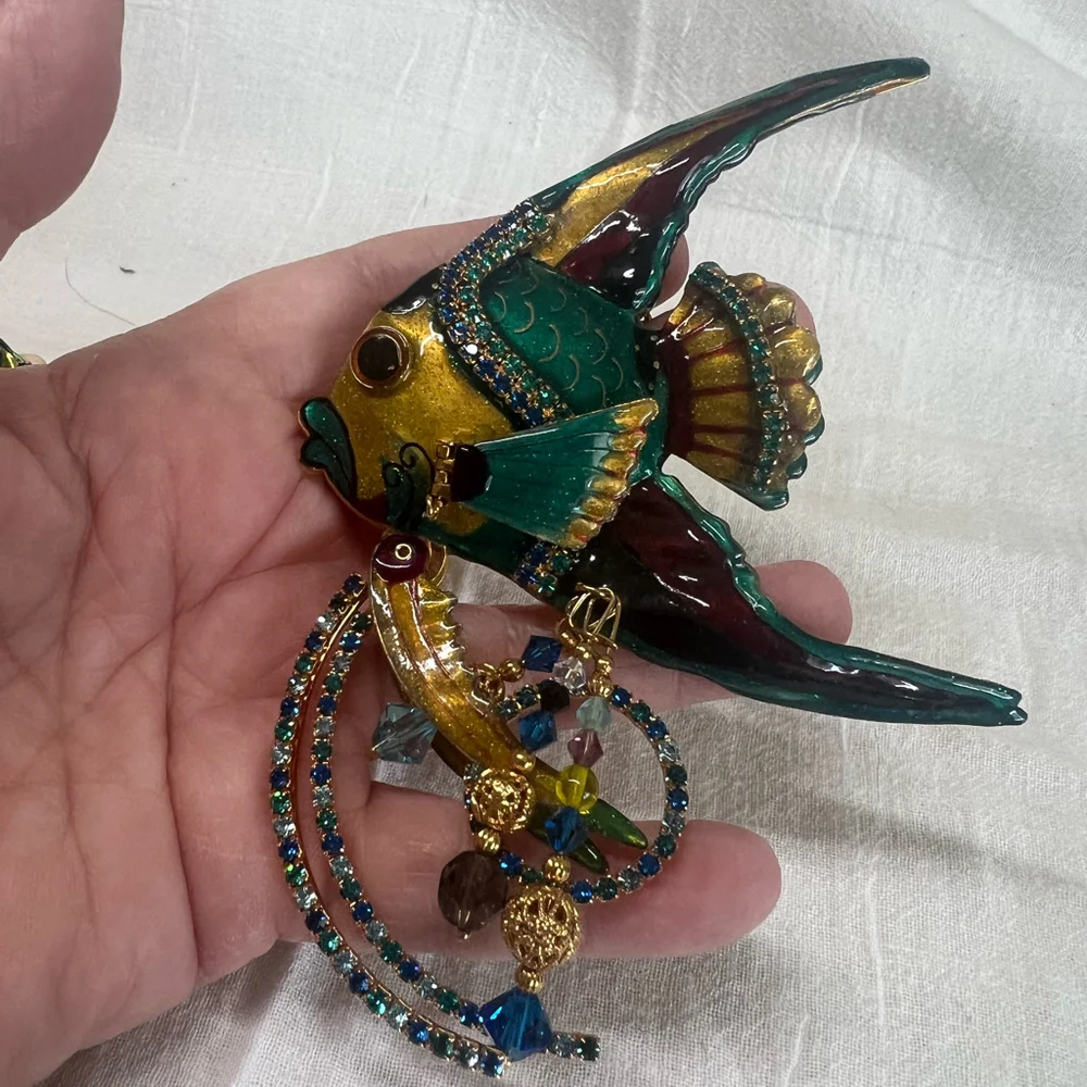 Lunch at the Ritz Articulated Angel Fish Jewelry Set Brooch Pendant & Earrings